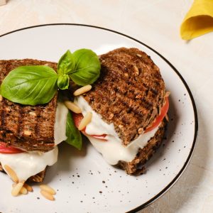 Grilled sandwiches with vegan mozzarella